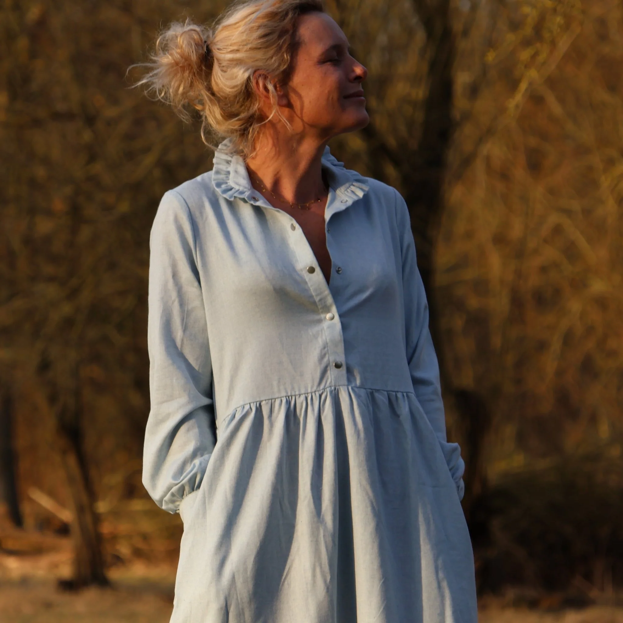 Robe Pomme - longueur midi - sergé de coton chiné ciel - Image 7