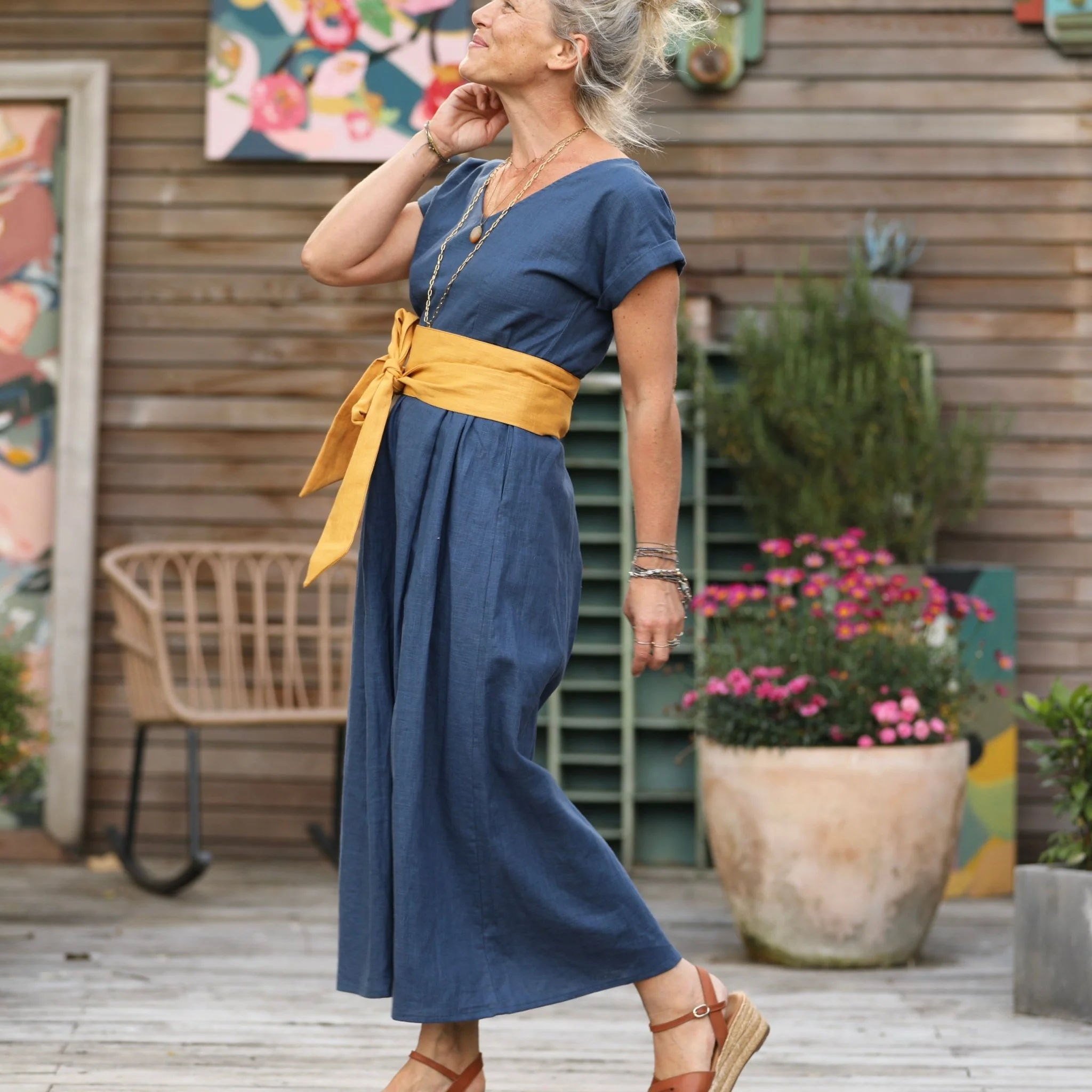 Robe longue Siloé – 100 % lin bleu indigo | Confection française – Quintessence - Image 5