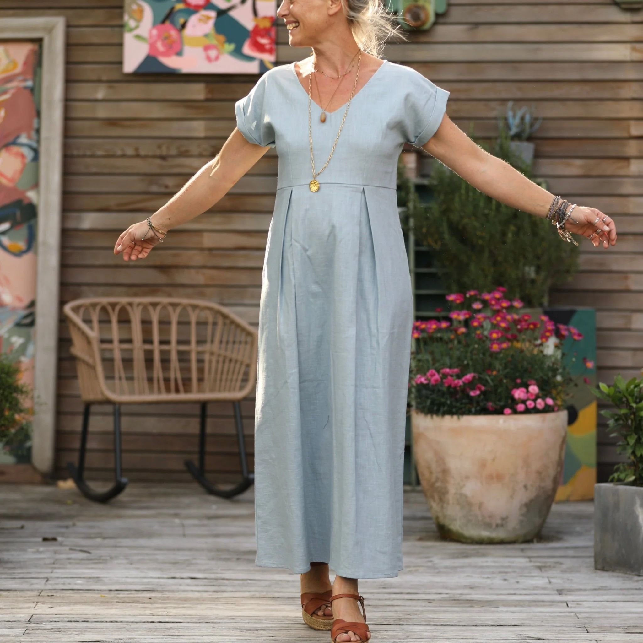 Robe longue Siloé – 100 % lin bleu nuage | Fabrication française – Quintessence - Image 6