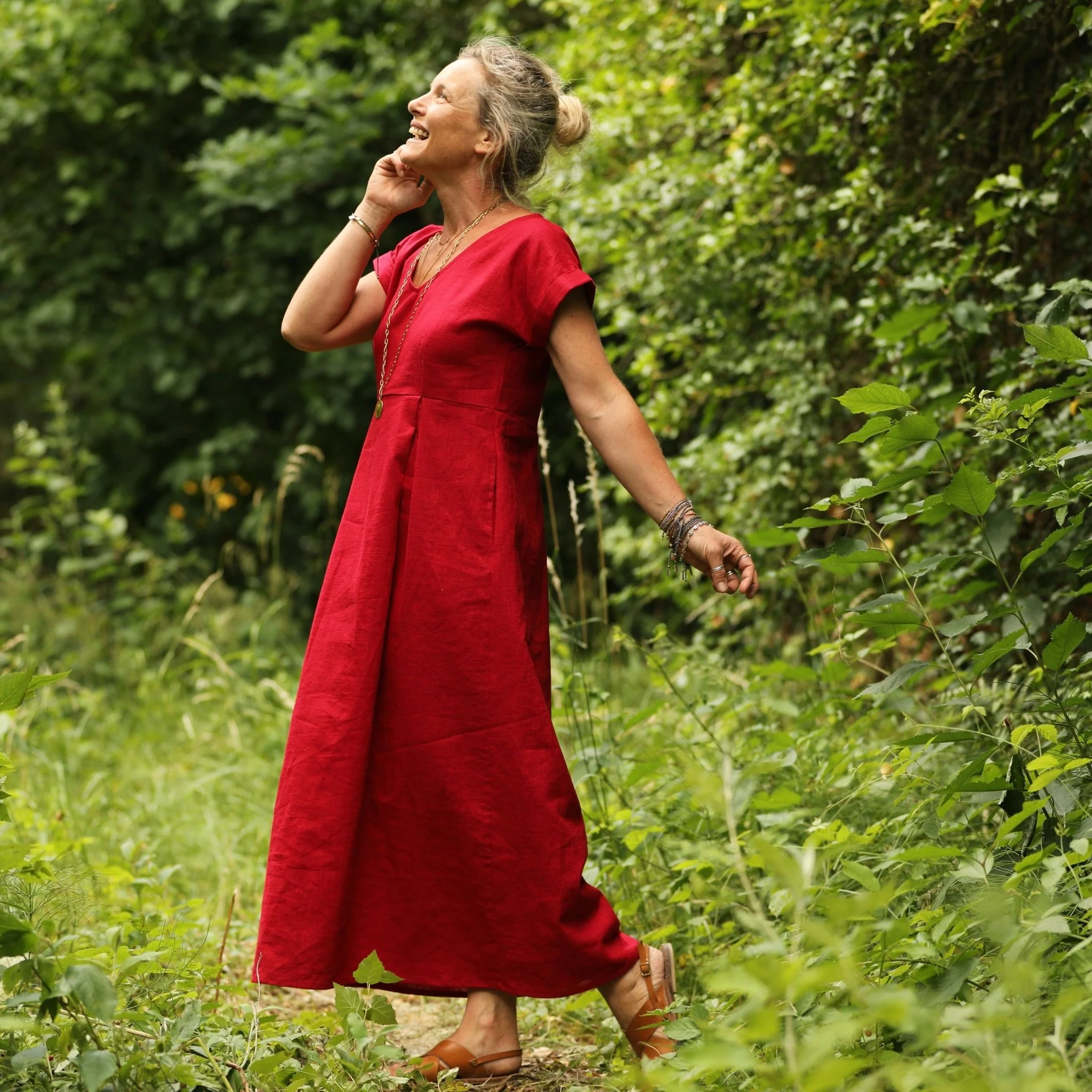 Robe longue Siloé – 100 % lin rouge coquelicot | Confection française – Quintessence - Image 4