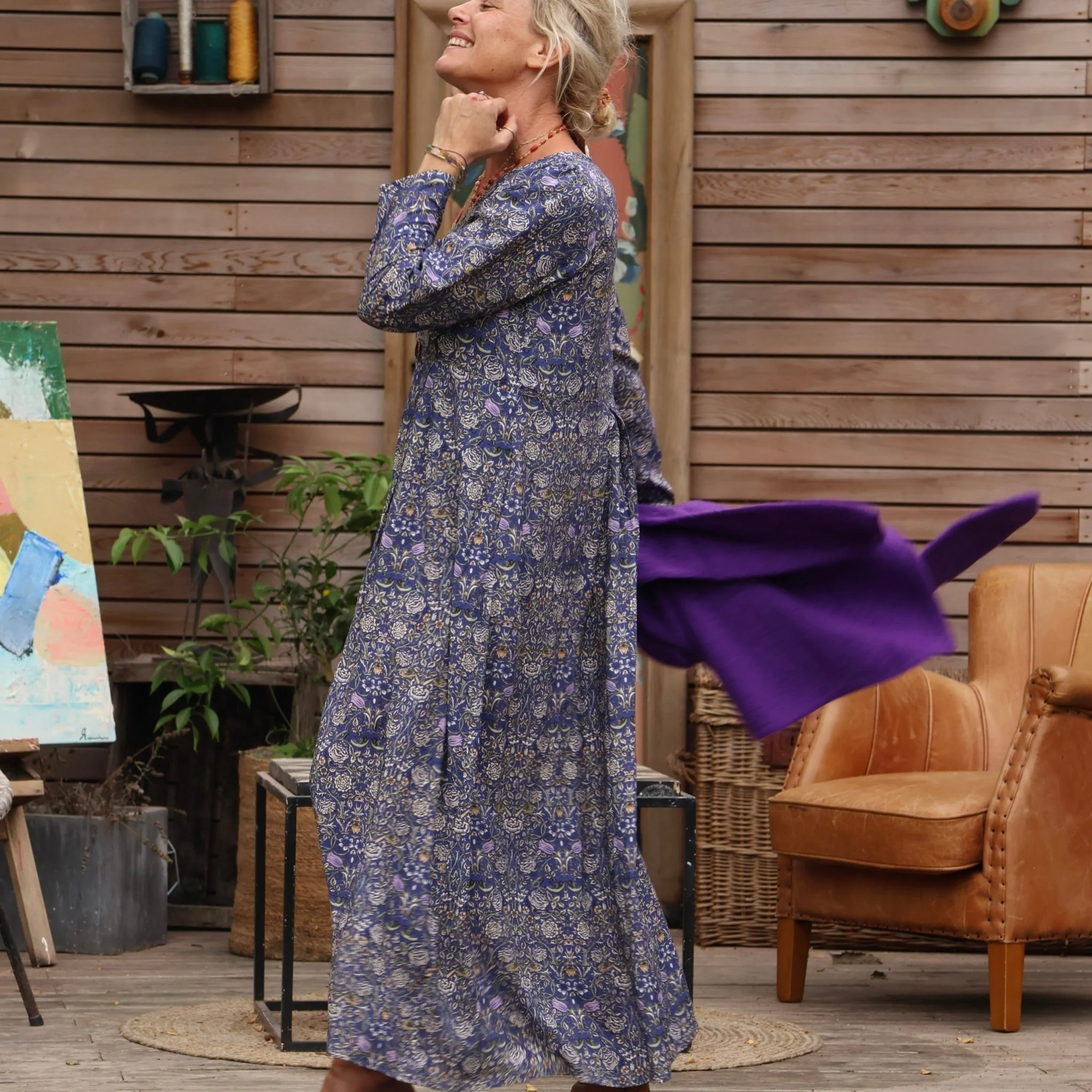 Robe Siloé manches longues - viscose fleurs de Lucerne - Image 6