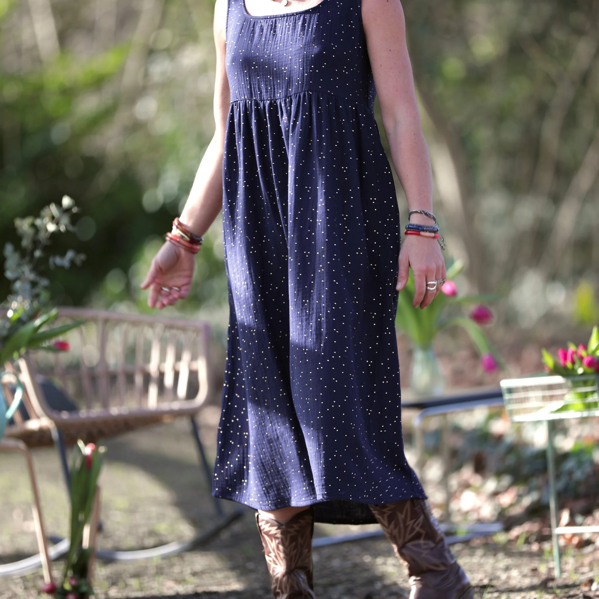 Robe Solène - double gaze de coton bleu nuit plumetis dorés - Image 7