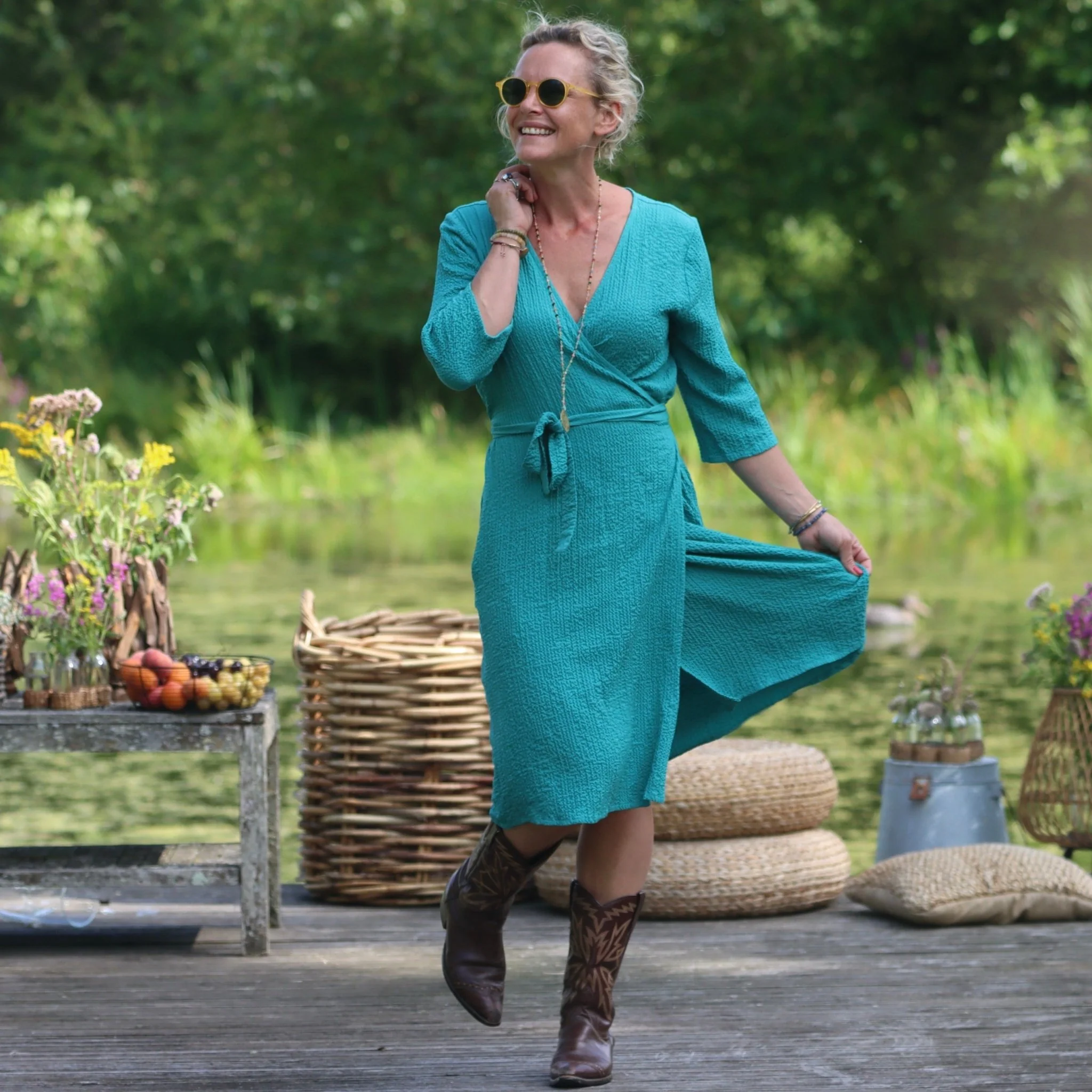 Robe Swan -  Viscose gaufrée turquoise - Image 4
