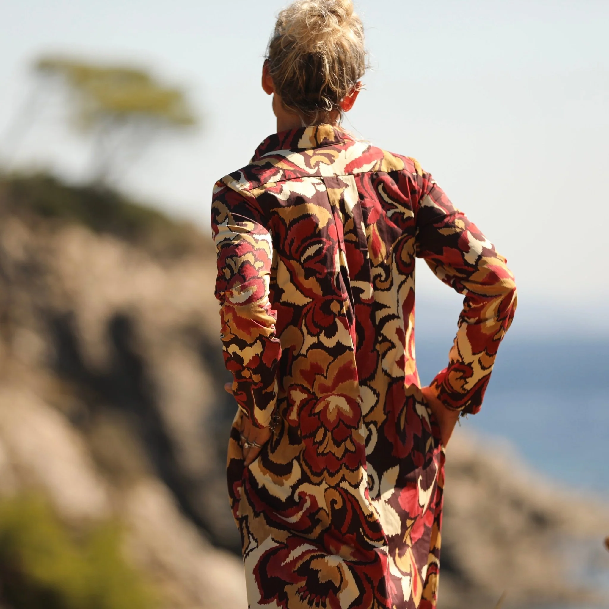 Robe Yuna -  satin de coton Éclat Grenat - Image 7
